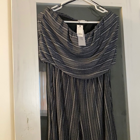 Business Casual Jumpsuit (New with Tags) - Picture 3 of 8